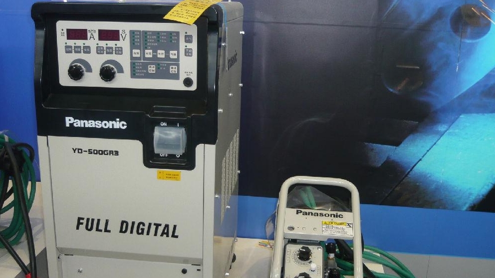 松下二氧化碳保護焊